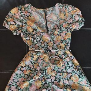 American Eagle XS floral romper